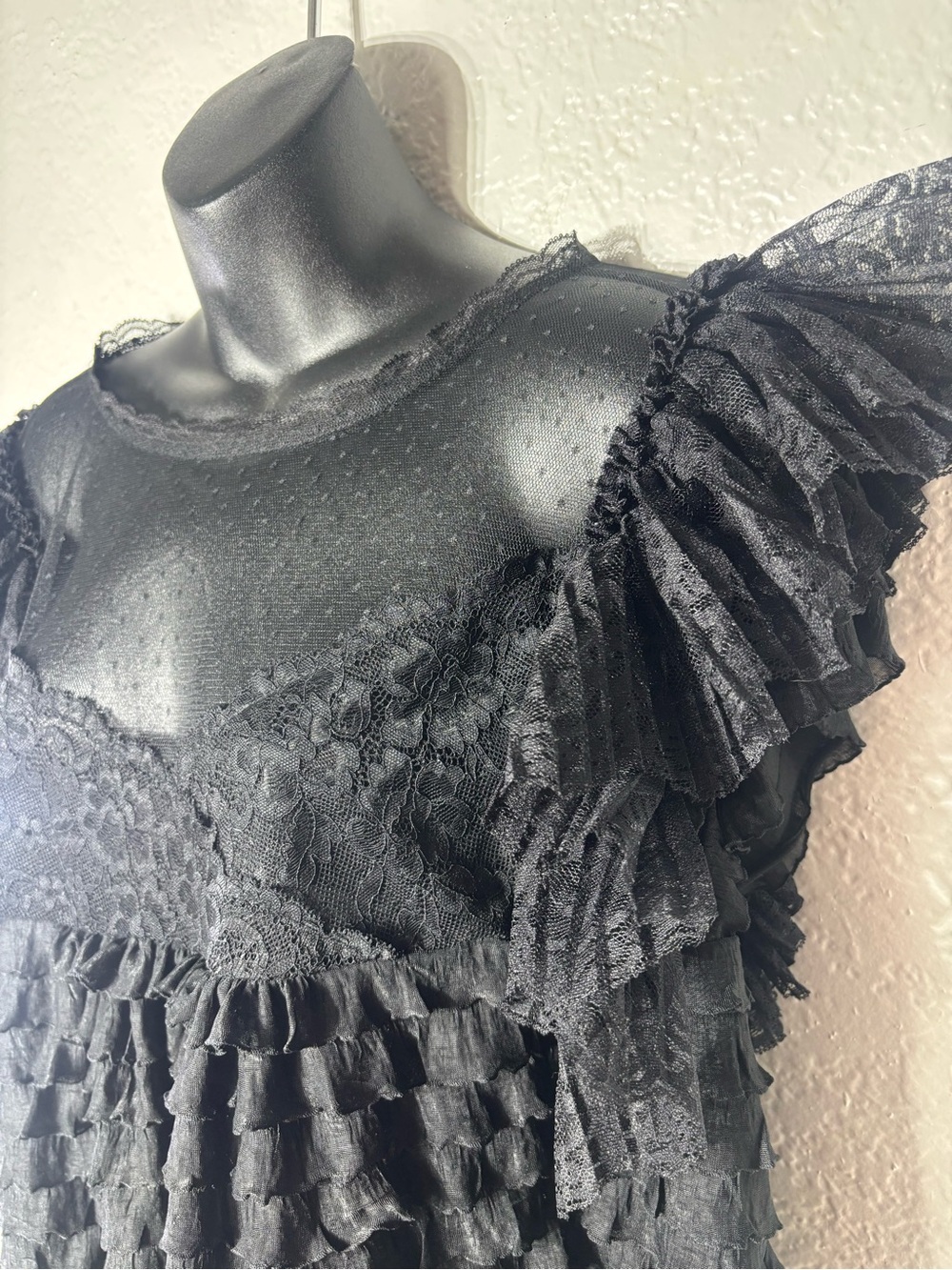 Anthro Maeve women’s medium sheer ruffle lace blouse Whimsigoth dopamine - Picture 7 of 8